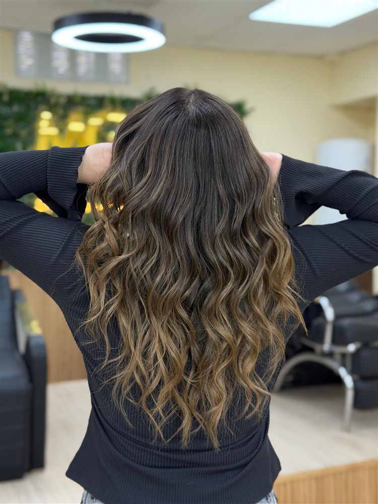 Transformación de color en Muy Gera Studio — después